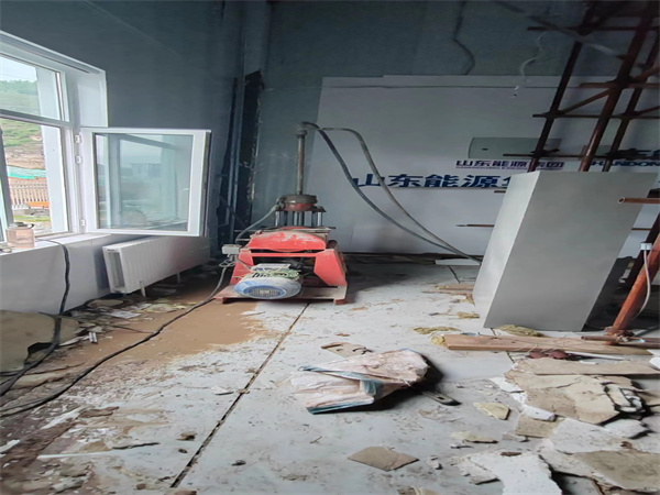 佳县地基基础下沉墙体裂缝加固注浆顶升施工